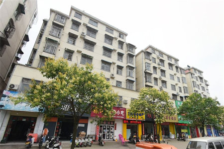 城东金色阳光2室2厅1卫75.6万96m2出售